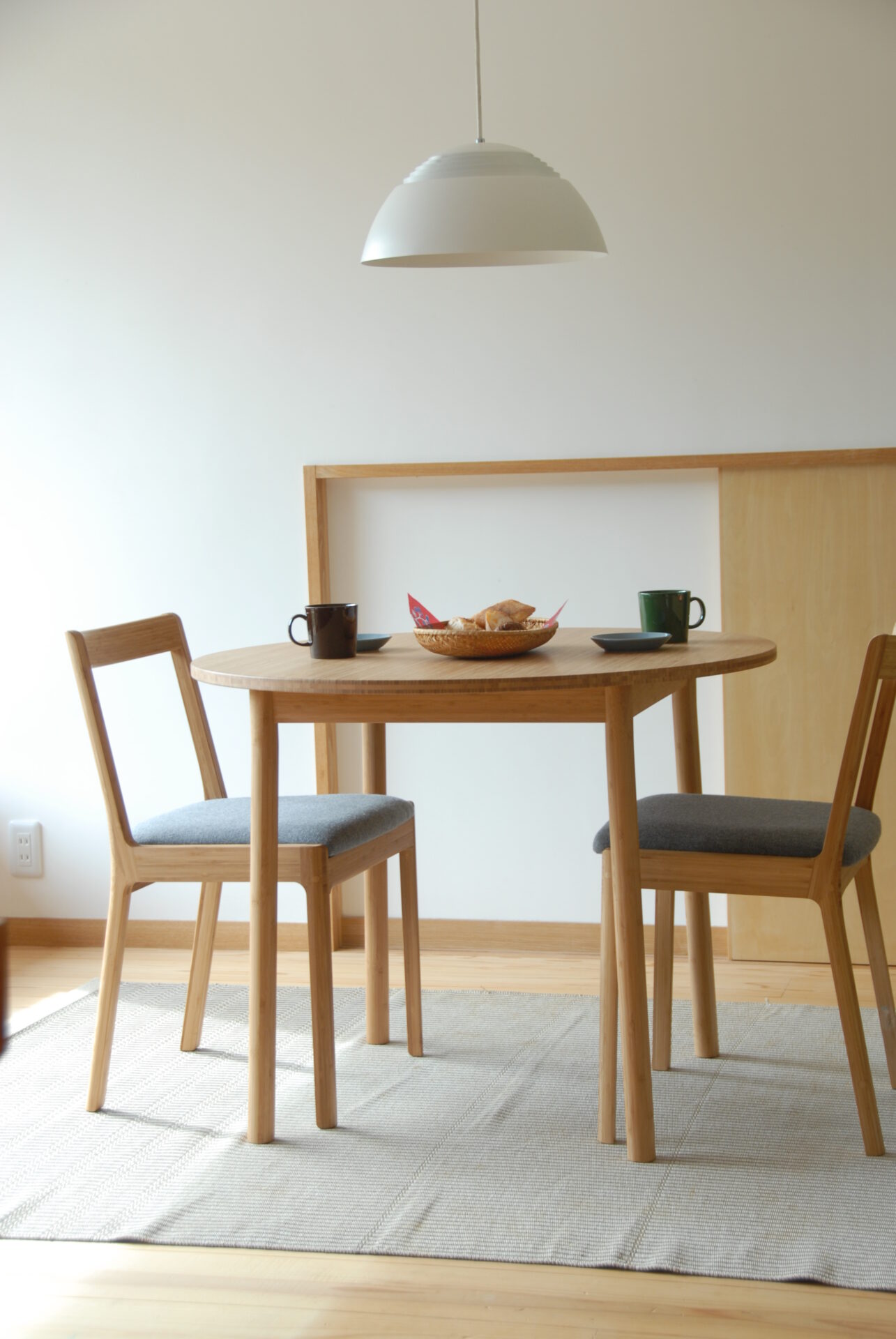 丸テーブルが選ばれる魅力とは？家族が集う空間づくり