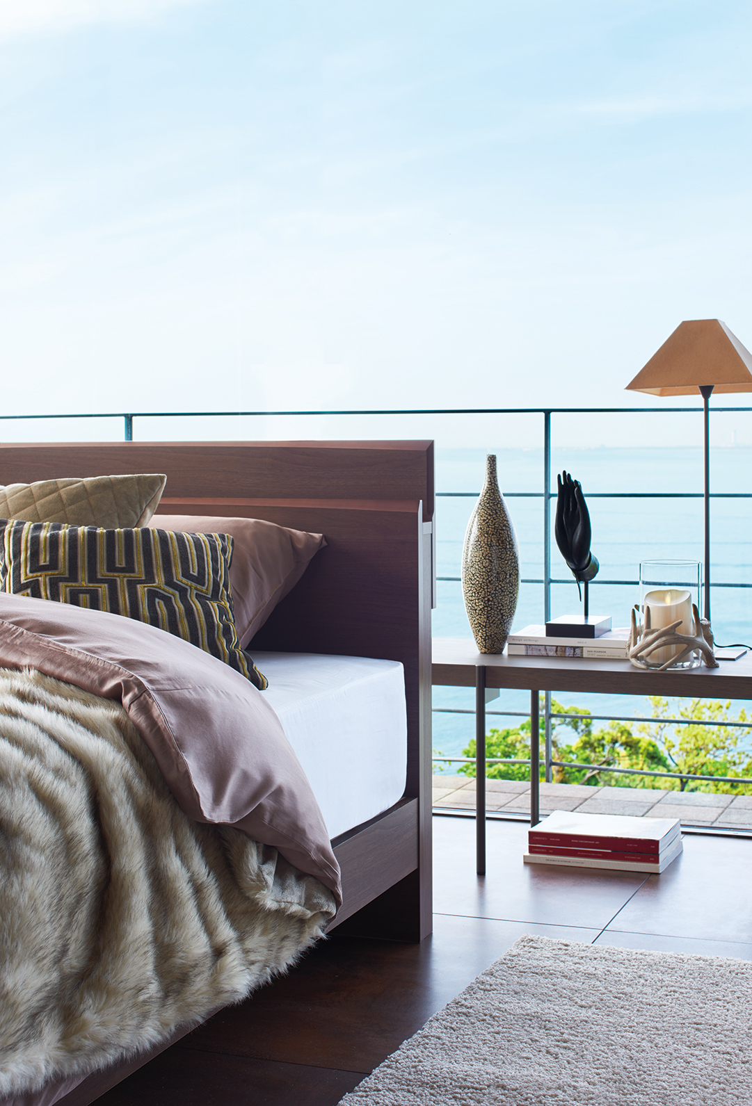 あなたの生活に合うのはどっち？すのこタイプとダブルクッションの違い